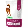 Сухий корм для дорослих собак малих порід Nature's Protection Dog Mini Extra Salmon з лососем 500 г