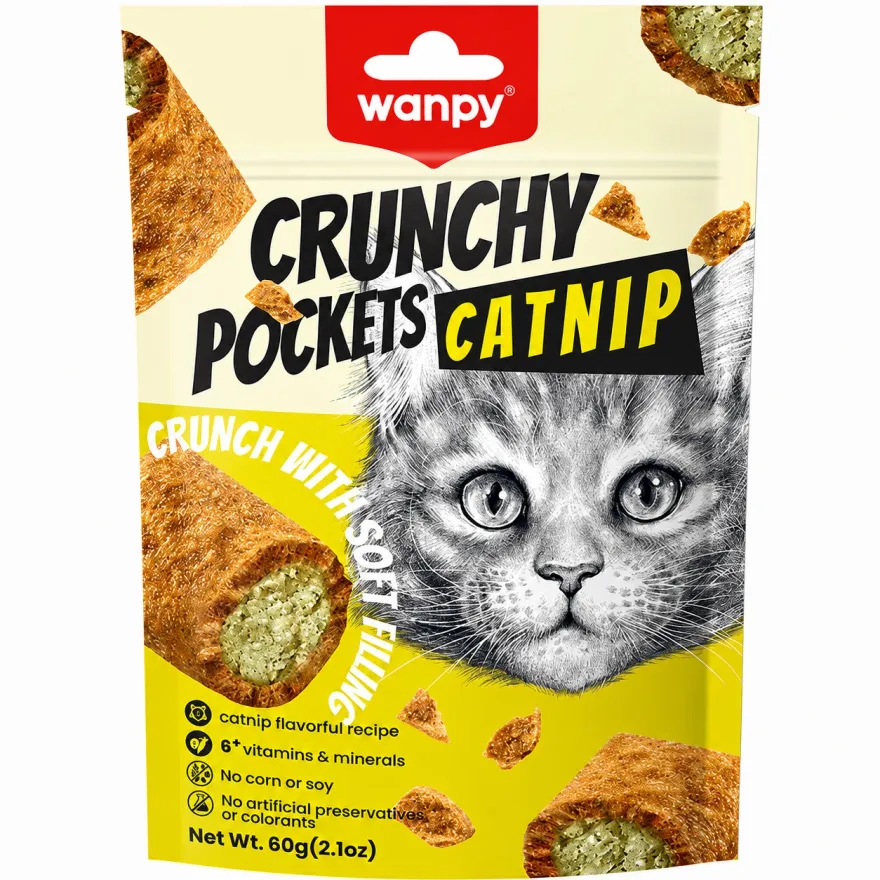 Ласощі для котів Wanpy Crunchy Pockets Chicken & Catnip Подушечки з куркою та котячою м'ятою 60 г
